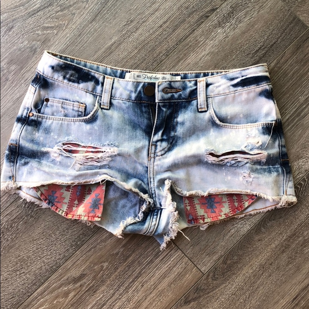 Short Jeans